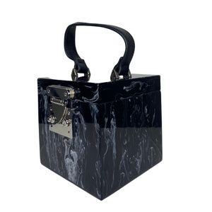 BLACK MARBLE BOX